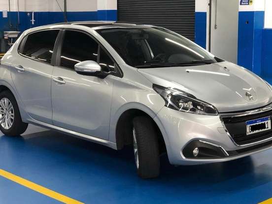 PEUGEOT-208-1.6 ALLURE 16V FLEX 4P AUTOMÁTICO PEUGEOT-208-2016