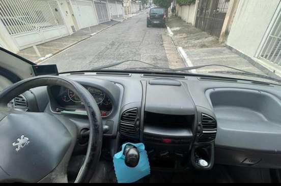 PEUGEOT-BOXER-2.8 HDI 330 PASSAGEIRO 16 LUGARES 8V DIESEL 3P MANUAL PEUGEOT-BOXER-2005