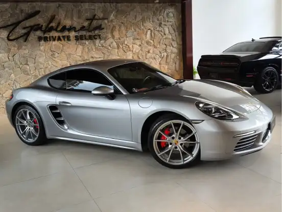 PORSCHE-718-2024