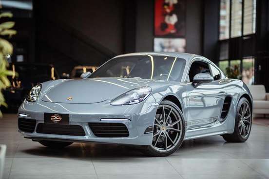 PORSCHE-718-2024