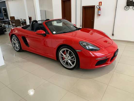PORSCHE-718-2021