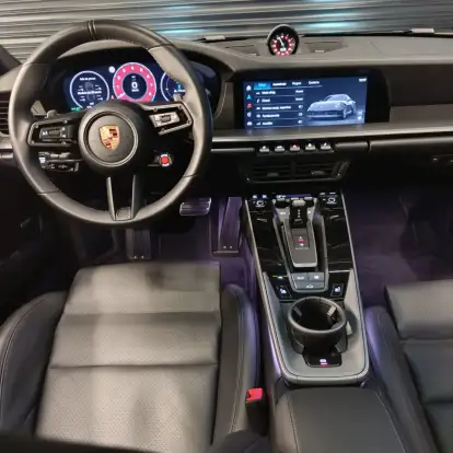 PORSCHE-911-2025