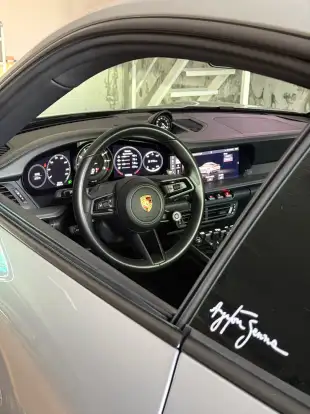 PORSCHE-911-2019