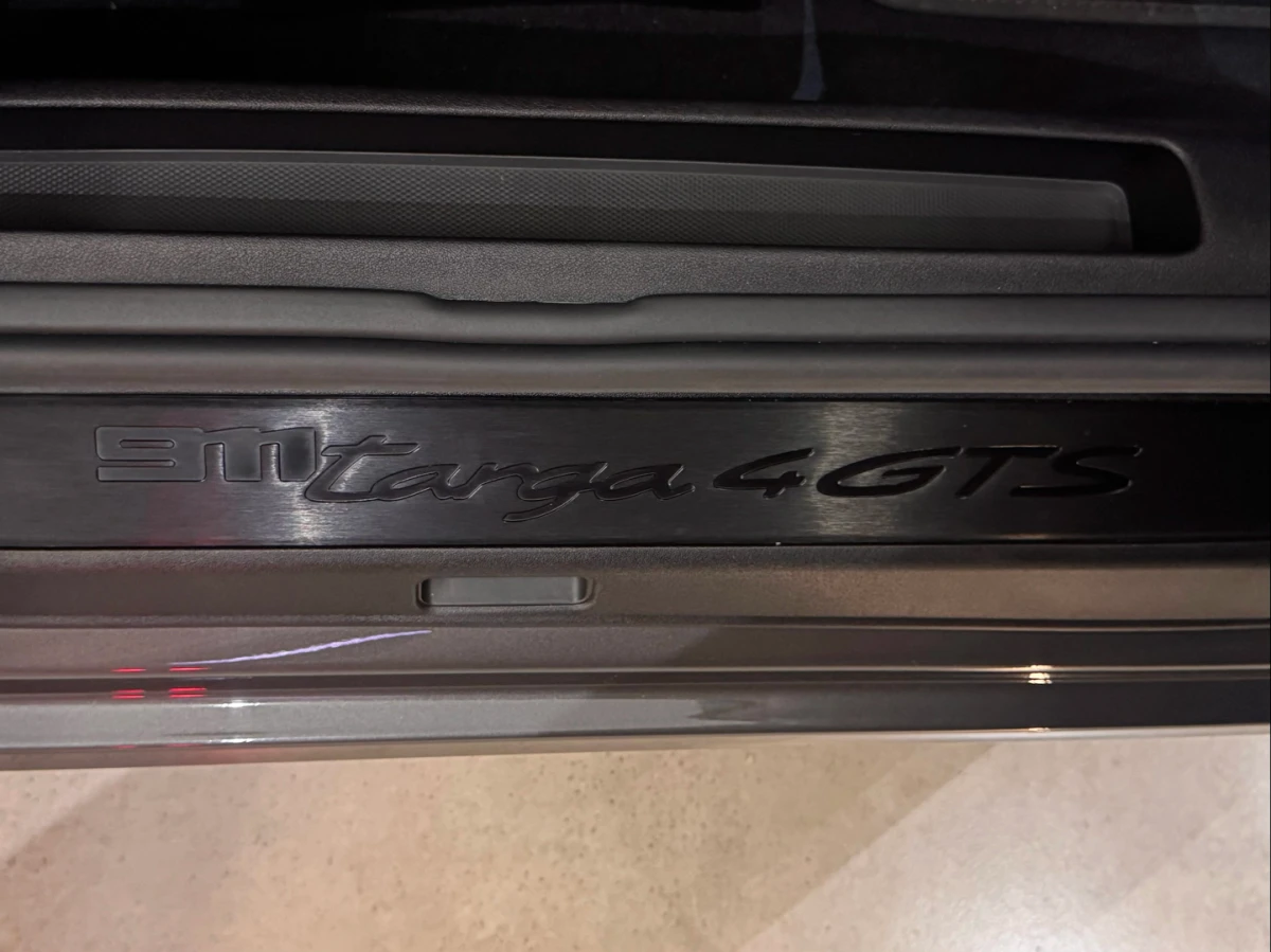 Porsche 911 — foto 16