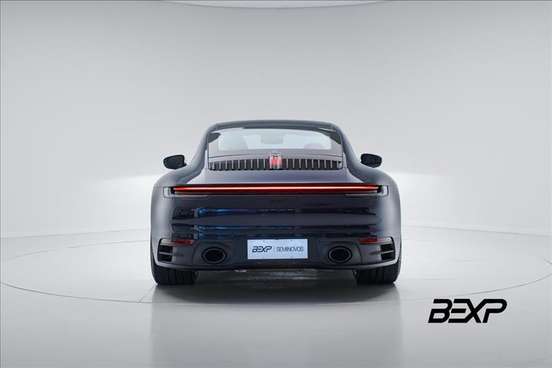 PORSCHE-911-2020
