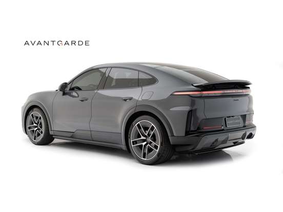 PORSCHE-CAYENNE-2026