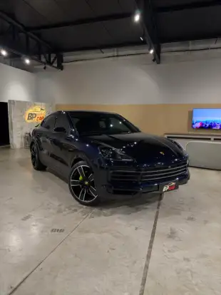 PORSCHE-CAYENNE-2023
