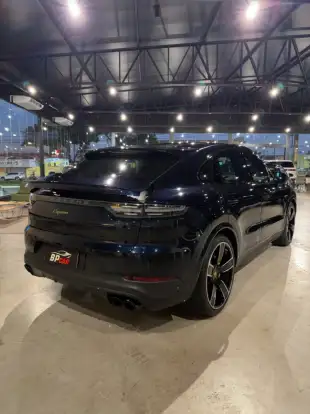 PORSCHE-CAYENNE-2023