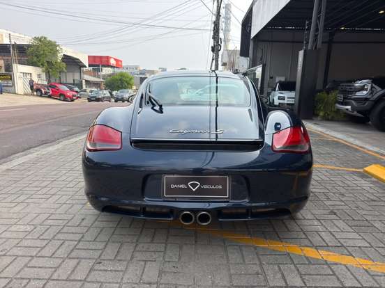 PORSCHE-CAYMAN-2010