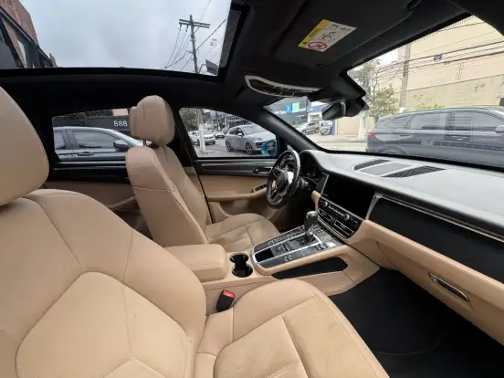 PORSCHE-MACAN-2.0 16V GASOLINA 4P AUTOMÁTICO PORSCHE-MACAN-2021