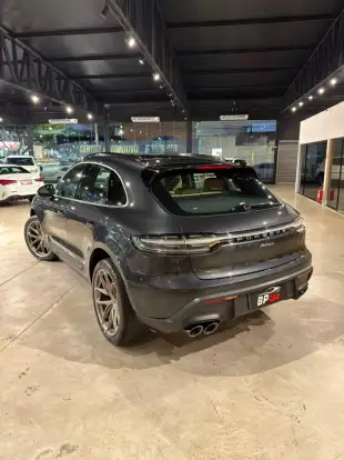 PORSCHE-MACAN-2022