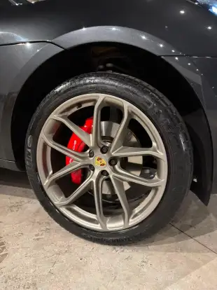 PORSCHE-MACAN-2022