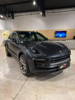 PORSCHE-MACAN-2022