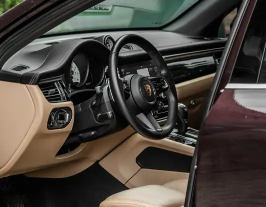 PORSCHE-MACAN-2024