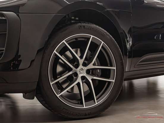 PORSCHE-MACAN-2.0 TURBO GASOLINA PDK PORSCHE-MACAN-2024