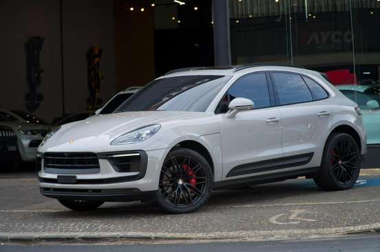 PORSCHE-MACAN-2023