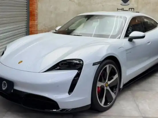 PORSCHE-TAYCAN-4S ELÉTRICO PORSCHE-TAYCAN-2020
