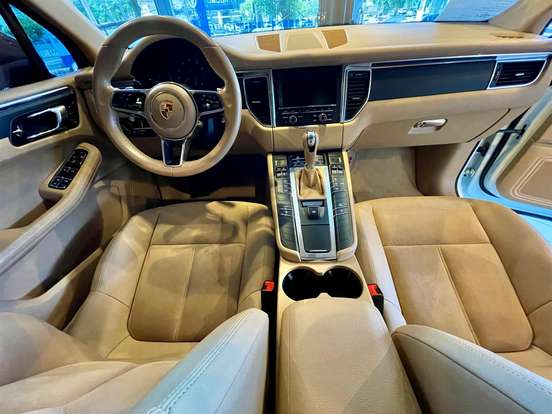 PORSCHE-MACAN-2.0 16V GASOLINA 4P AUTOMÁTICO PORSCHE-MACAN-2015
