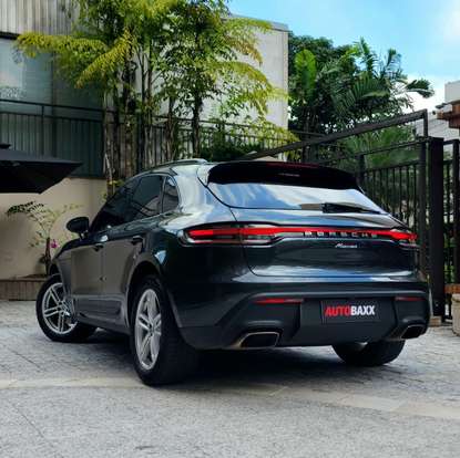 PORSCHE-MACAN-2022