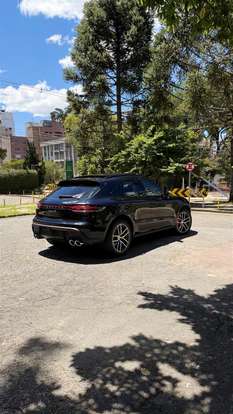 PORSCHE-MACAN-2021