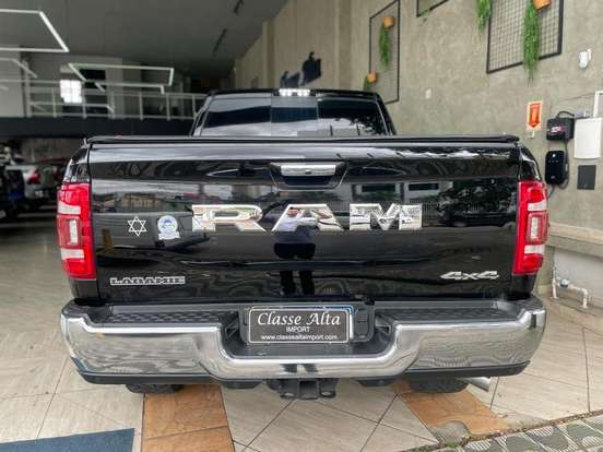 RAM-2500-6.7 I6 TURBO DIESEL LARAMIE CD 4X4 AUTOMÁTICO RAM-2500-2021