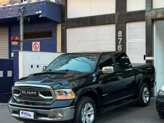 RAM-CLASSIC-5.7 V8 GASOLINA LARAMIE CD 4X4 AUTOMÁTICO RAM-CLASSIC-2022