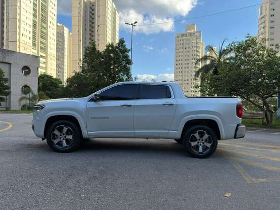 RAM-RAMPAGE-2.2 TURBO DIESEL LARAMIE 4X4 AUTOMÁTICO RAM-RAMPAGE-2024