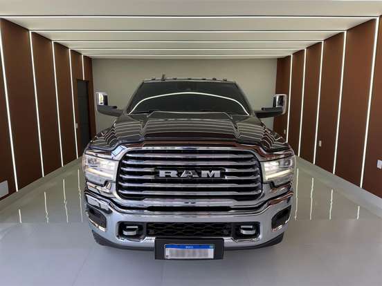 RAM-3500-6.7 I6 TURBO DIESEL LIMITED LONGHORN CD 4X4 AUTOMÁTICO RAM-3500-2022