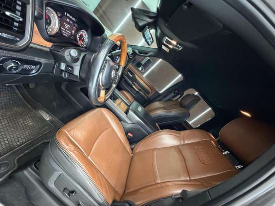 RAM-3500-6.7 I6 TURBO DIESEL LIMITED LONGHORN CD 4X4 AUTOMÁTICO RAM-3500-2022
