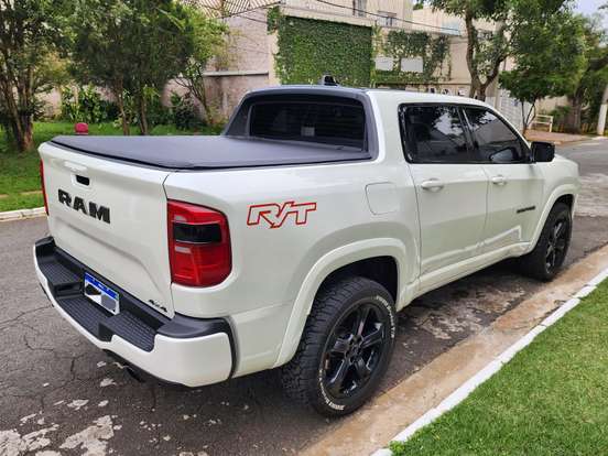 RAM-RAMPAGE-2.0 HURRICANE 4 TURBO GASOLINA R/T 4X4 AUTOMÁTICO RAM-RAMPAGE-2024