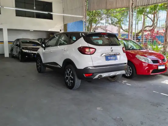 RENAULT-CAPTUR-1.6 16V SCE FLEX INTENSE X-TRONIC RENAULT-CAPTUR-2019
