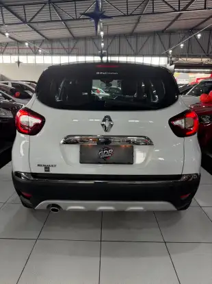 RENAULT-CAPTUR-2019