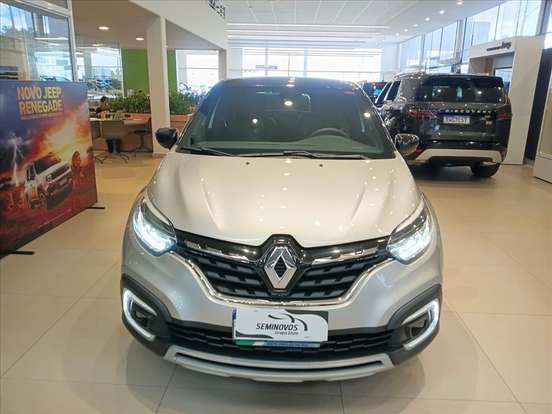 RENAULT-CAPTUR-2021