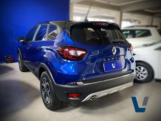 RENAULT-CAPTUR-2021