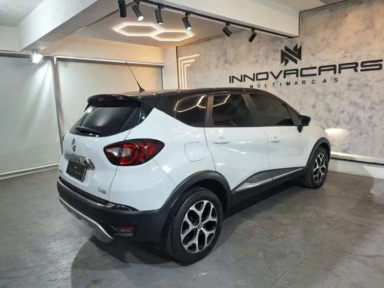 RENAULT-CAPTUR-2019