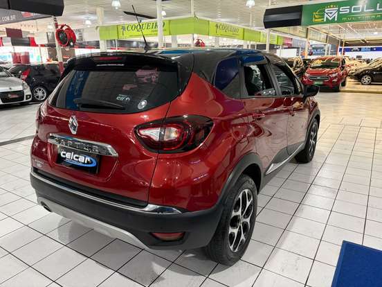 RENAULT-CAPTUR-2018