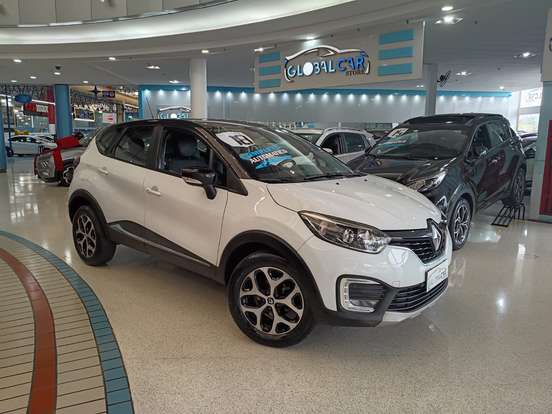 RENAULT-CAPTUR-2017