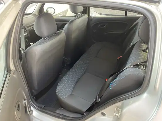 RENAULT-CLIO-2015