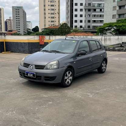 RENAULT-CLIO-2010