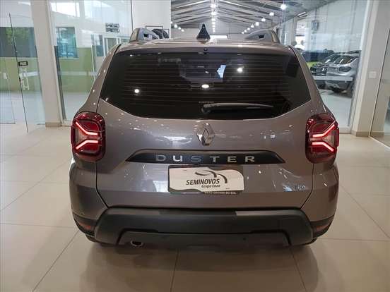 RENAULT-DUSTER-2024