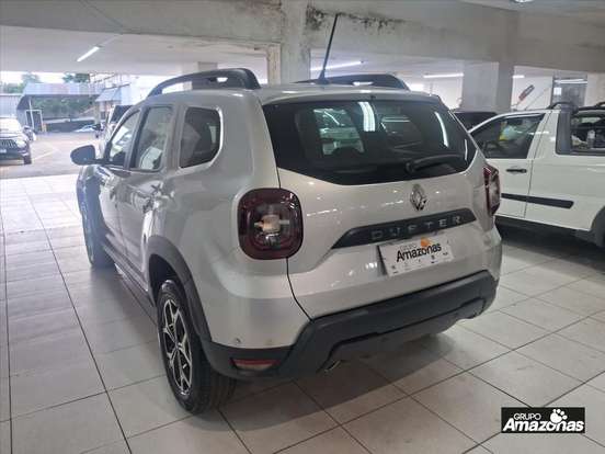 RENAULT-DUSTER-2023