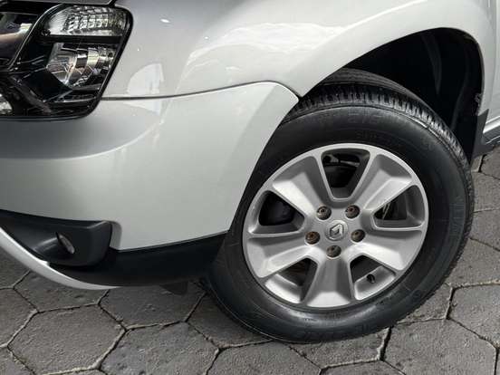 RENAULT-DUSTER-2017
