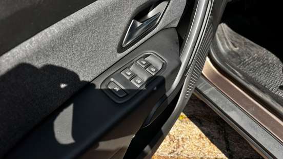 RENAULT-DUSTER-2021