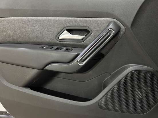 RENAULT-DUSTER-2024