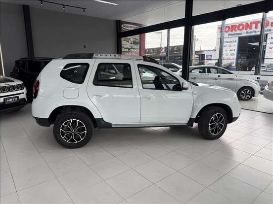 RENAULT-DUSTER-2017