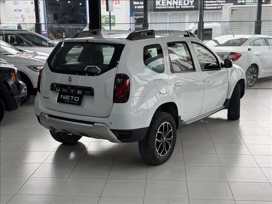 RENAULT-DUSTER-2017