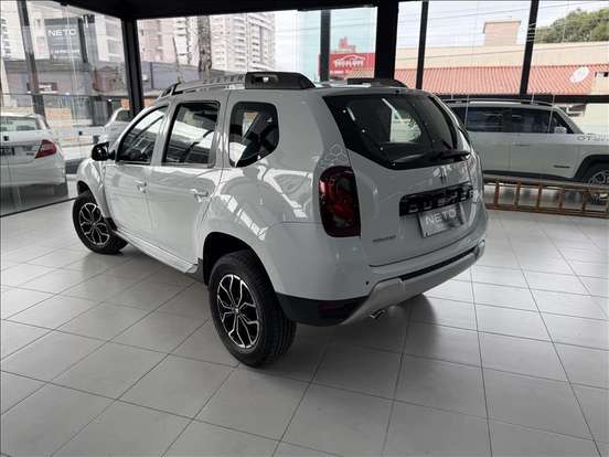 RENAULT-DUSTER-2017