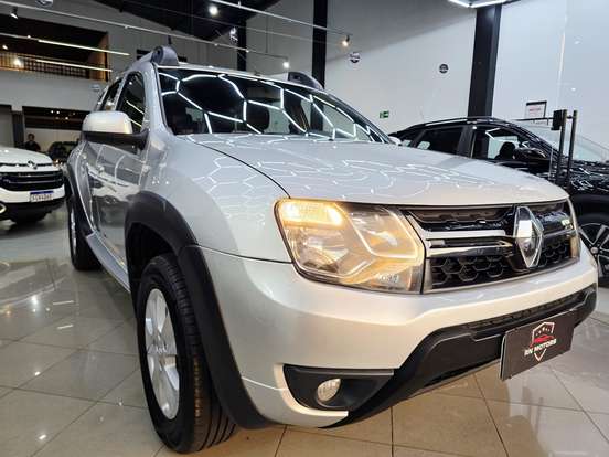 RENAULT-DUSTER-2016