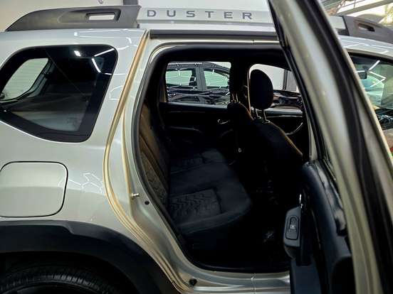 RENAULT-DUSTER-2.0 DYNAMIQUE 4X2 16V FLEX 4P AUTOMÁTICO RENAULT-DUSTER-2016