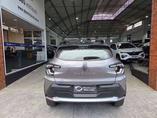 RENAULT-KARDIAN-2024